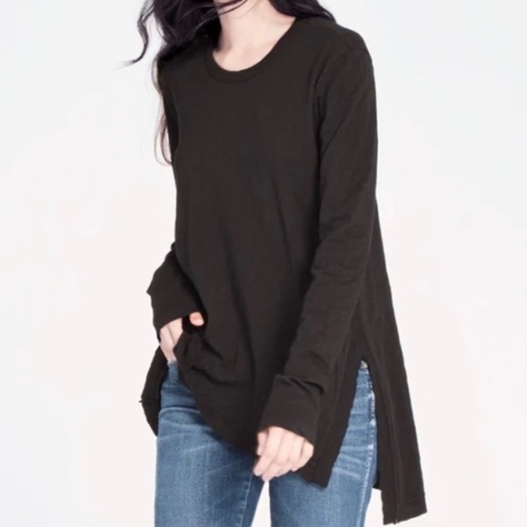 Wilt Tops - Wilt Asymmetrical Knit TunicTop Women’s Size M Scoop Neck Long Sleeves Black